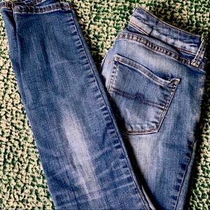 Arizona skinny jeans!